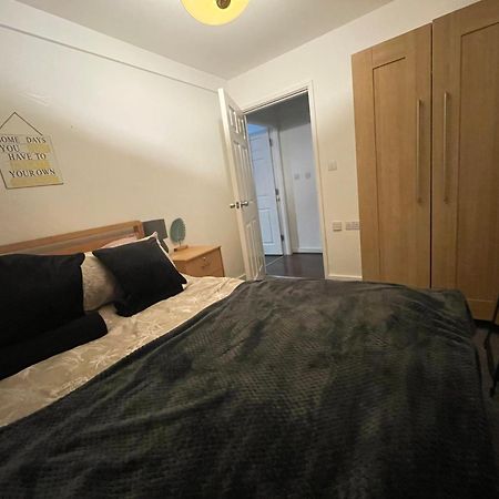 Business & Leisure City Centre 2 Bed En-Suite Apartment With Free Parking And Netflix Ковентри Экстерьер фото