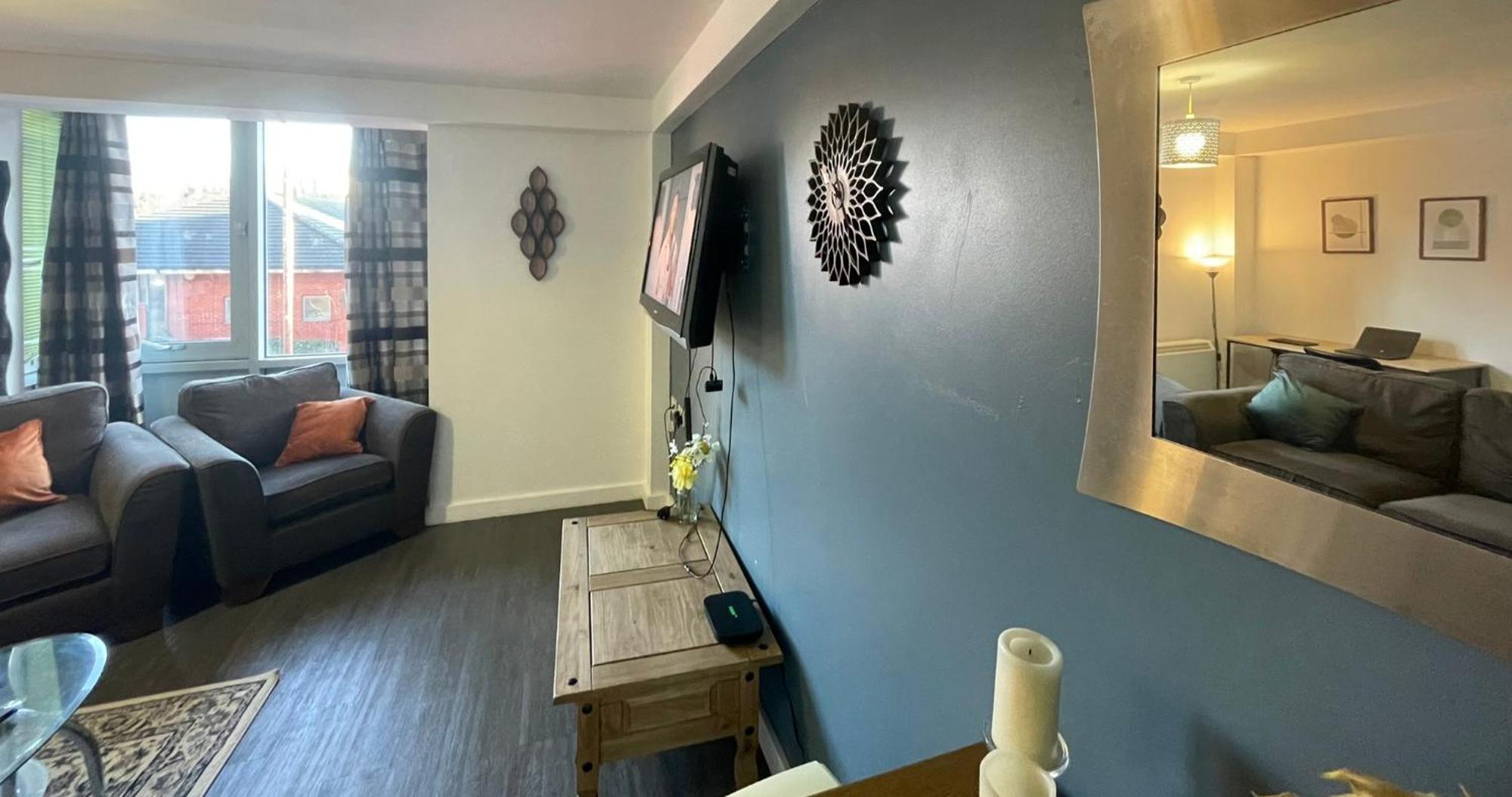 Business & Leisure City Centre 2 Bed En-Suite Apartment With Free Parking And Netflix Ковентри Экстерьер фото