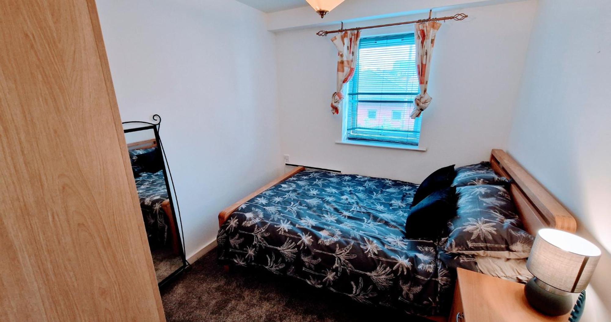 Business & Leisure City Centre 2 Bed En-Suite Apartment With Free Parking And Netflix Ковентри Экстерьер фото